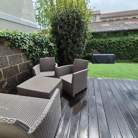 Le Clos Des Domes - Centre Avec Jardin Vakantiehuis Clermont-Ferrand