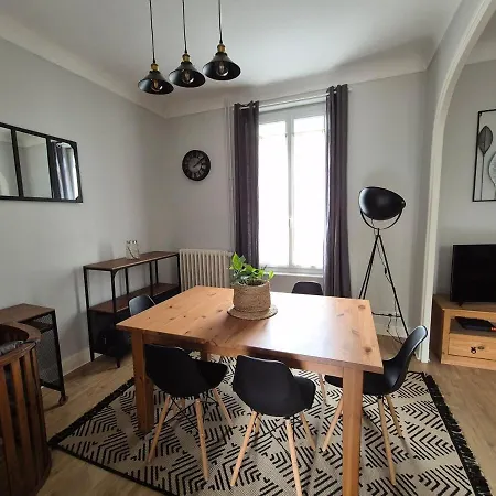 Le Clos Des Domes - Centre Avec Jardin Holiday home Clermont-Ferrand