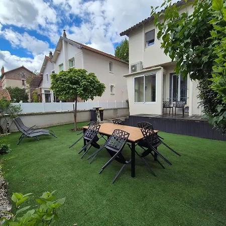 Le Clos Des Domes - Centre Avec Jardin